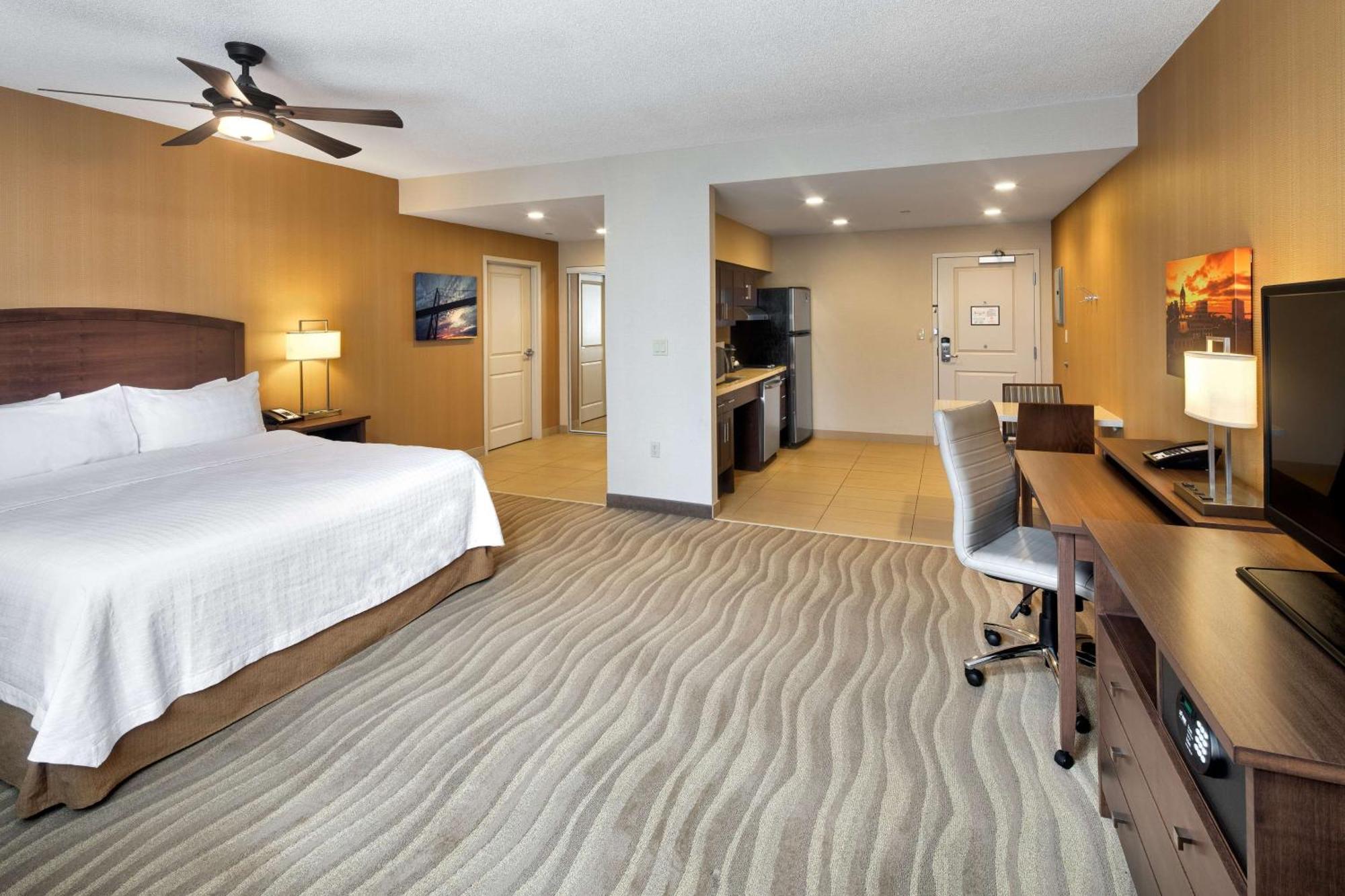 Hotel Homewood By Hilton - Downtown 3*